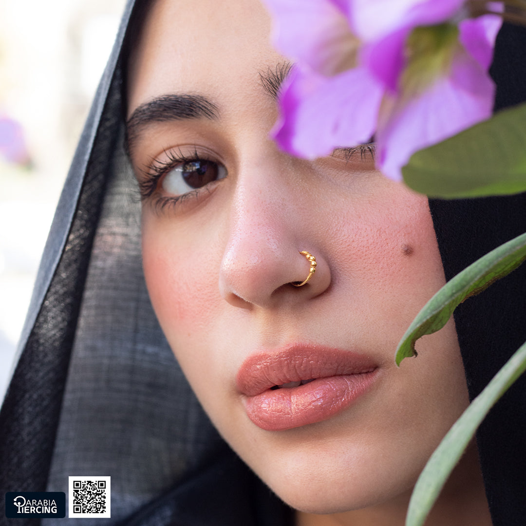 Plain Dots Gold Nose Hoop