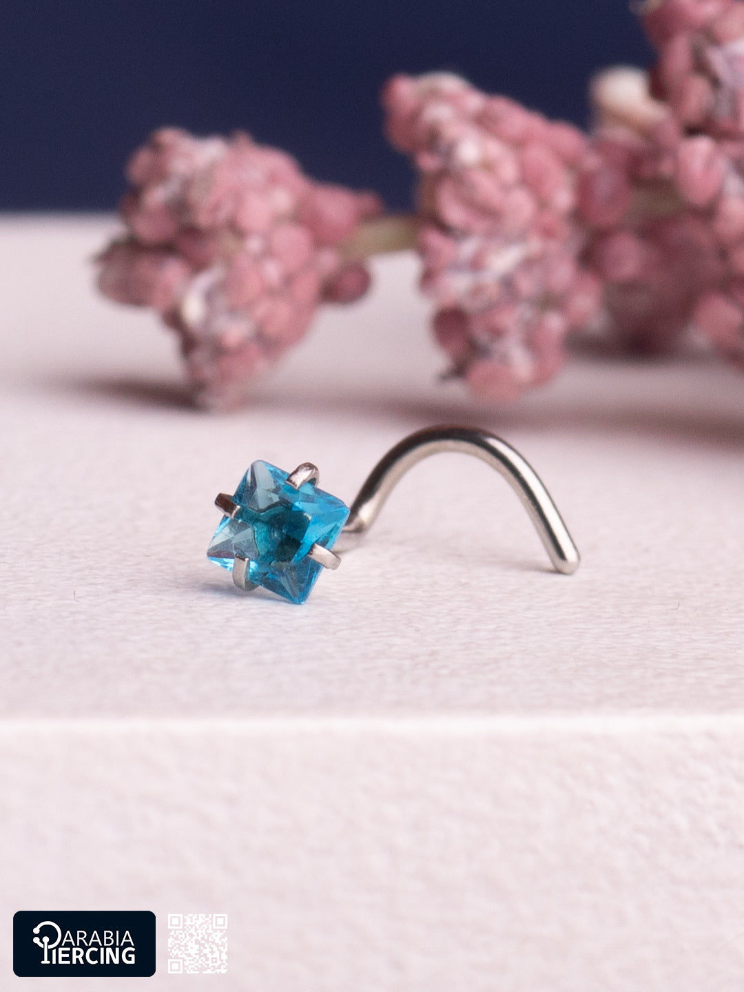 Colorful zircon U shape
