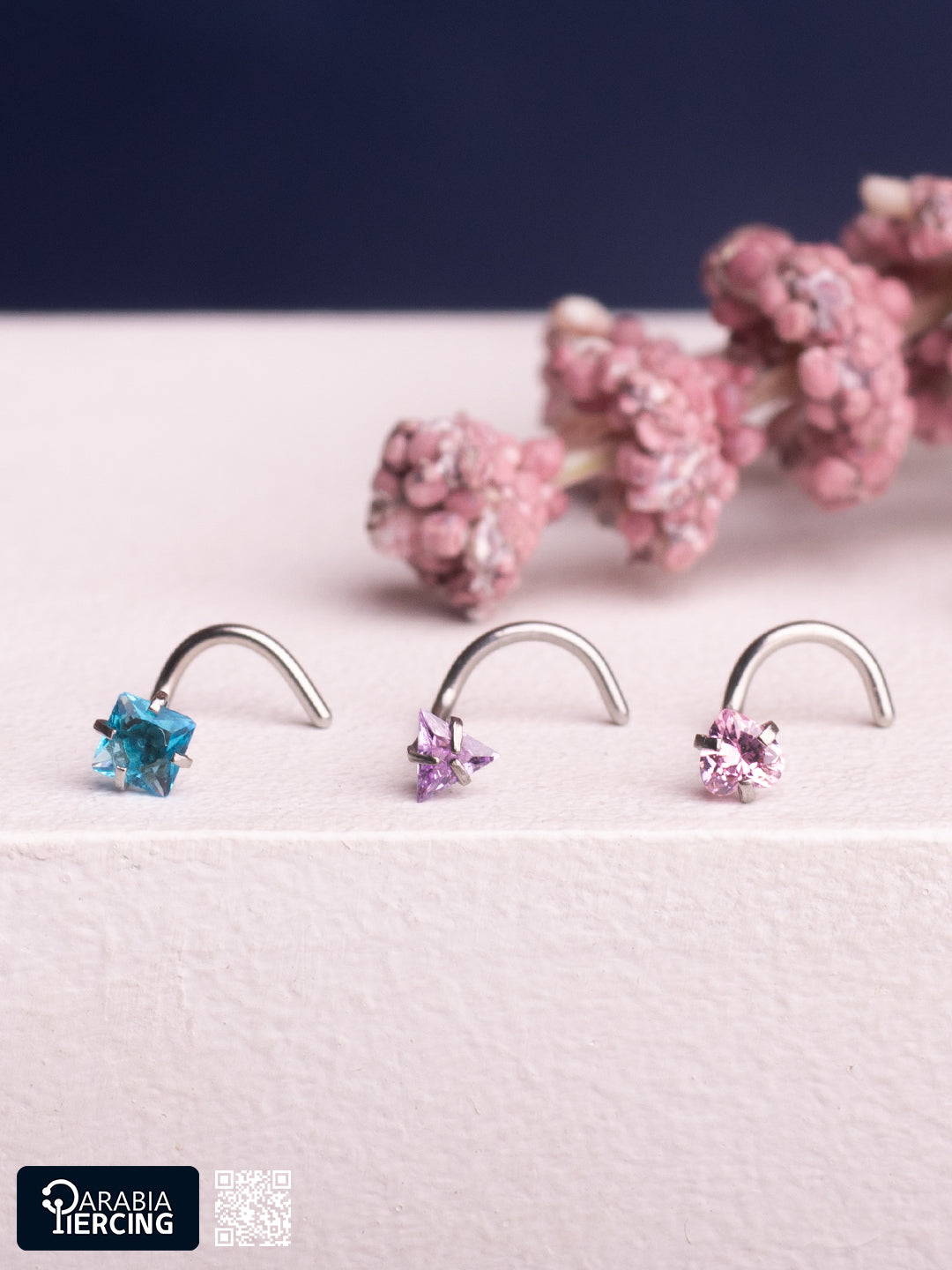 Colorful zircon U shape