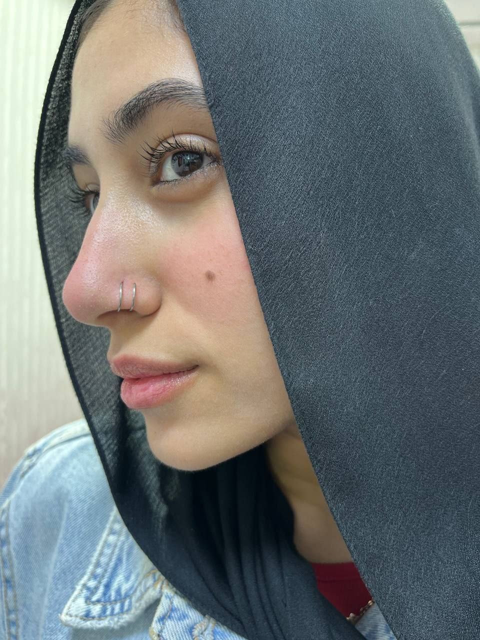Fake Double Hoop Nose piercing